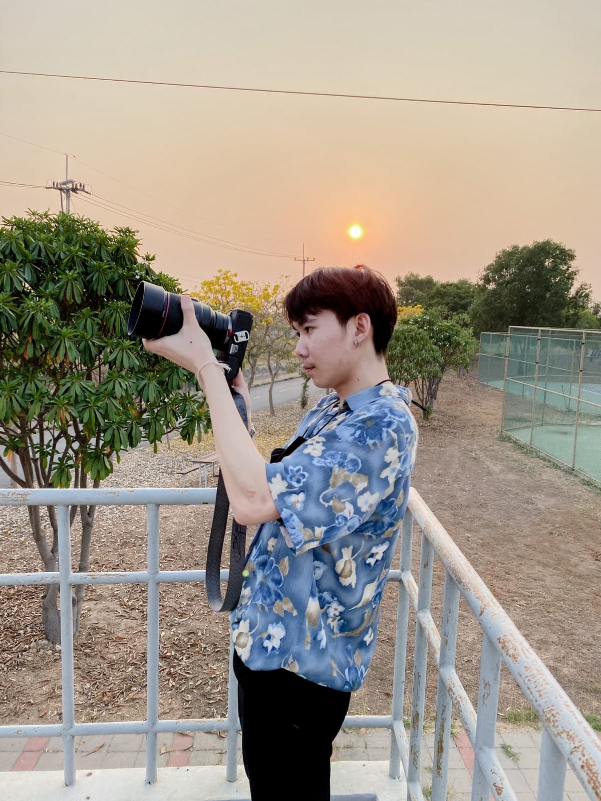 รับตัดต่อ vdo,vlog,hilightเกมส์,MV,หนังสั้น,การบ้านส่งอาจารย์