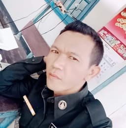 นิพนธ์ ขวัญแน่น
