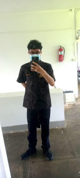 โสฬส พุ่มประสาท