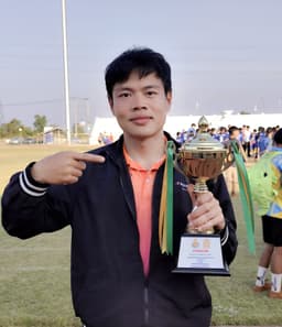 ฑิฆัมพร สุวรรณไตร