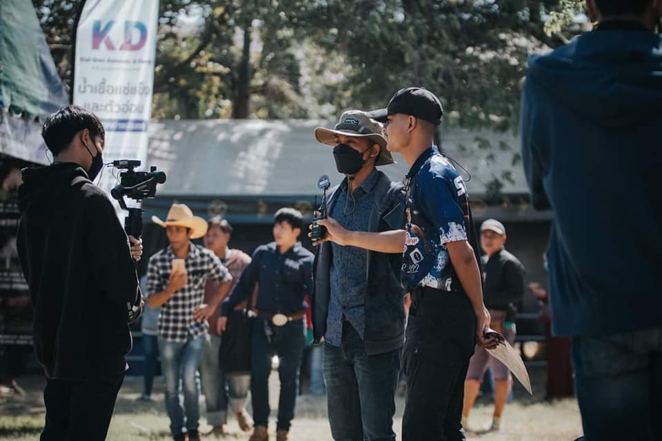 งานถ่ายวีดีโอ ถ่ายภาพ งานสารคดี ลงเสียง งานสื่อทุกรูปแบบ ครบ